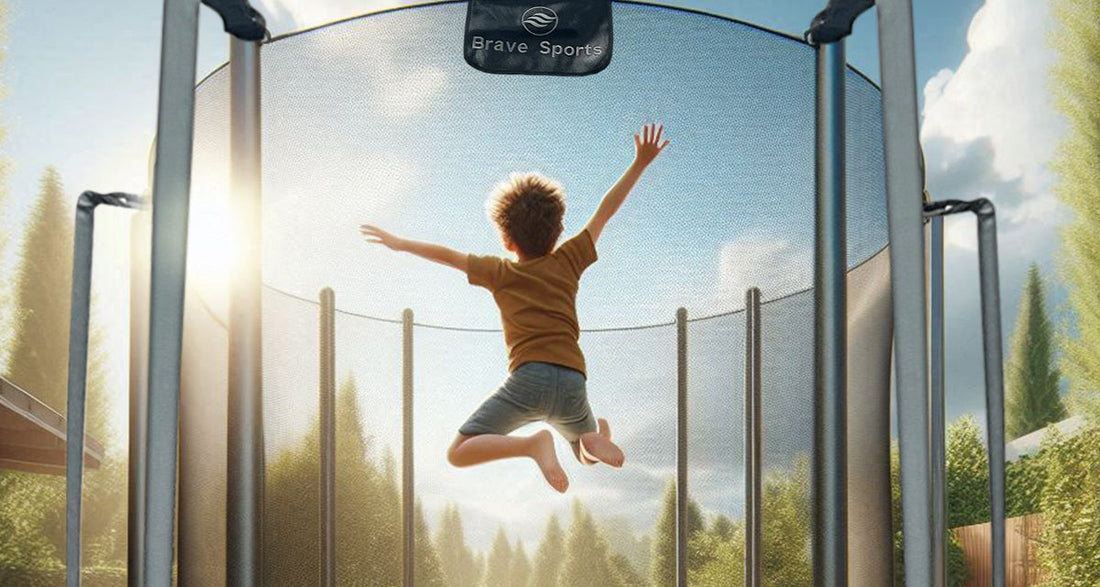 Un niño saltando feliz en una cama elástica moderna, en un jardín familiar soleado.
